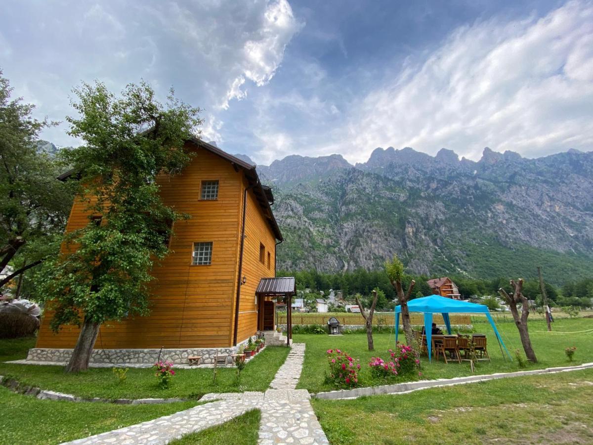 Guesthouse Mehmeti Βαλμπόνα Εξωτερικό φωτογραφία