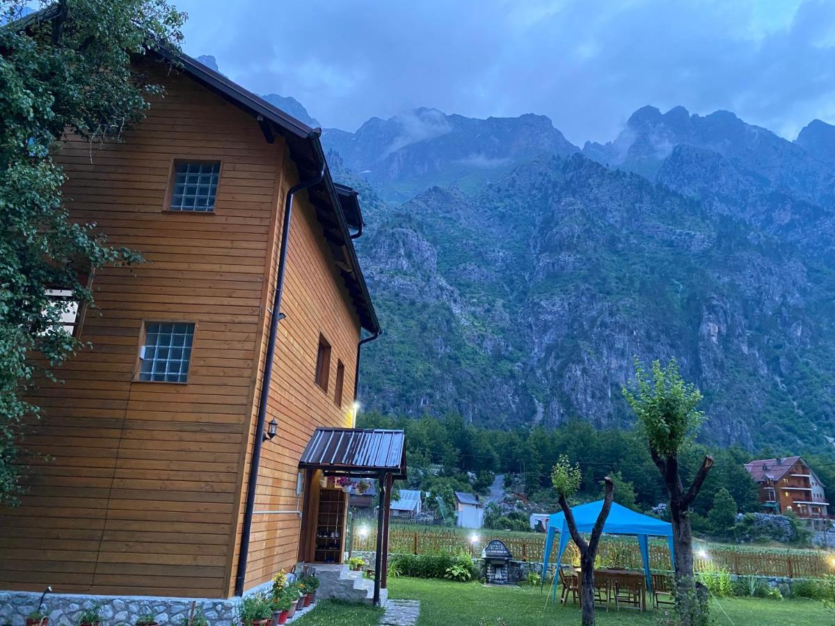 Guesthouse Mehmeti Βαλμπόνα Εξωτερικό φωτογραφία