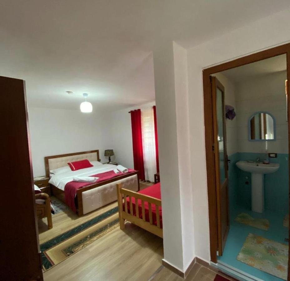 Guesthouse Mehmeti Βαλμπόνα Εξωτερικό φωτογραφία